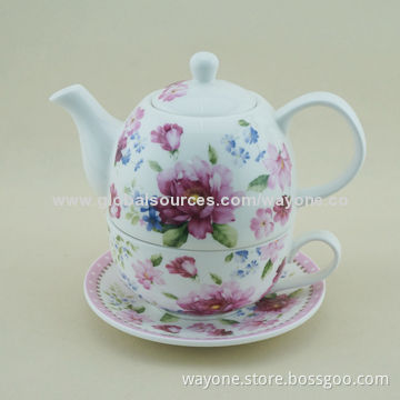 Classic Nice China Teapot Set, Flower Design, Suitable for Gift Purposes, Comes in Rose Motif